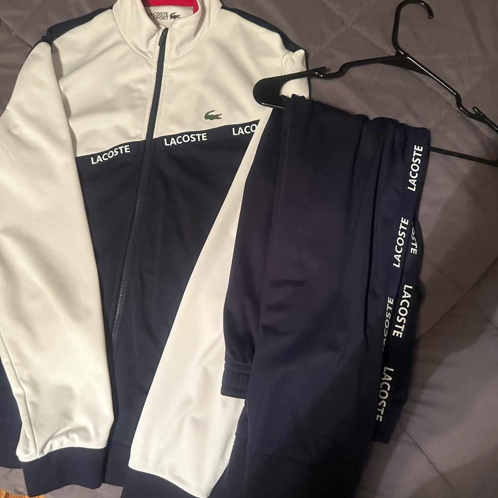 Lacoste jogging outfit the navy blue and white just like new only be worn twice.
